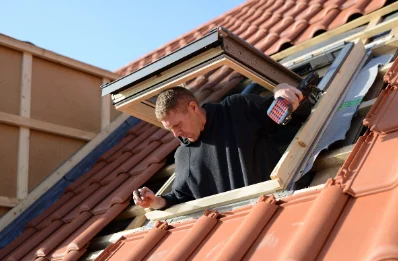 Pose de fenêtres de toit Velux à Blodelsheim